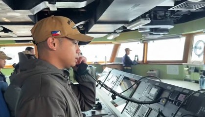 美日菲又来南海作秀,我军舰抵近菲舰7海里,一句话呛得菲方哑火