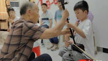 江苏睢宁:爱心暑托班 托起留守儿童的多彩假期