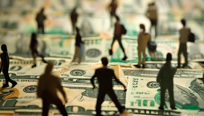 长江传媒年报现剪刀差：营收微增4.64% 净利下滑6.96%