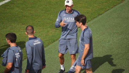 海尔集团与切尔西的潜在赞助协议:一场品牌大战的序幕?