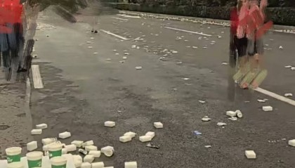 山西太原马拉松部分路段遍地垃圾，回应：4万多人参加现场有收集点，比赛完将马上清理